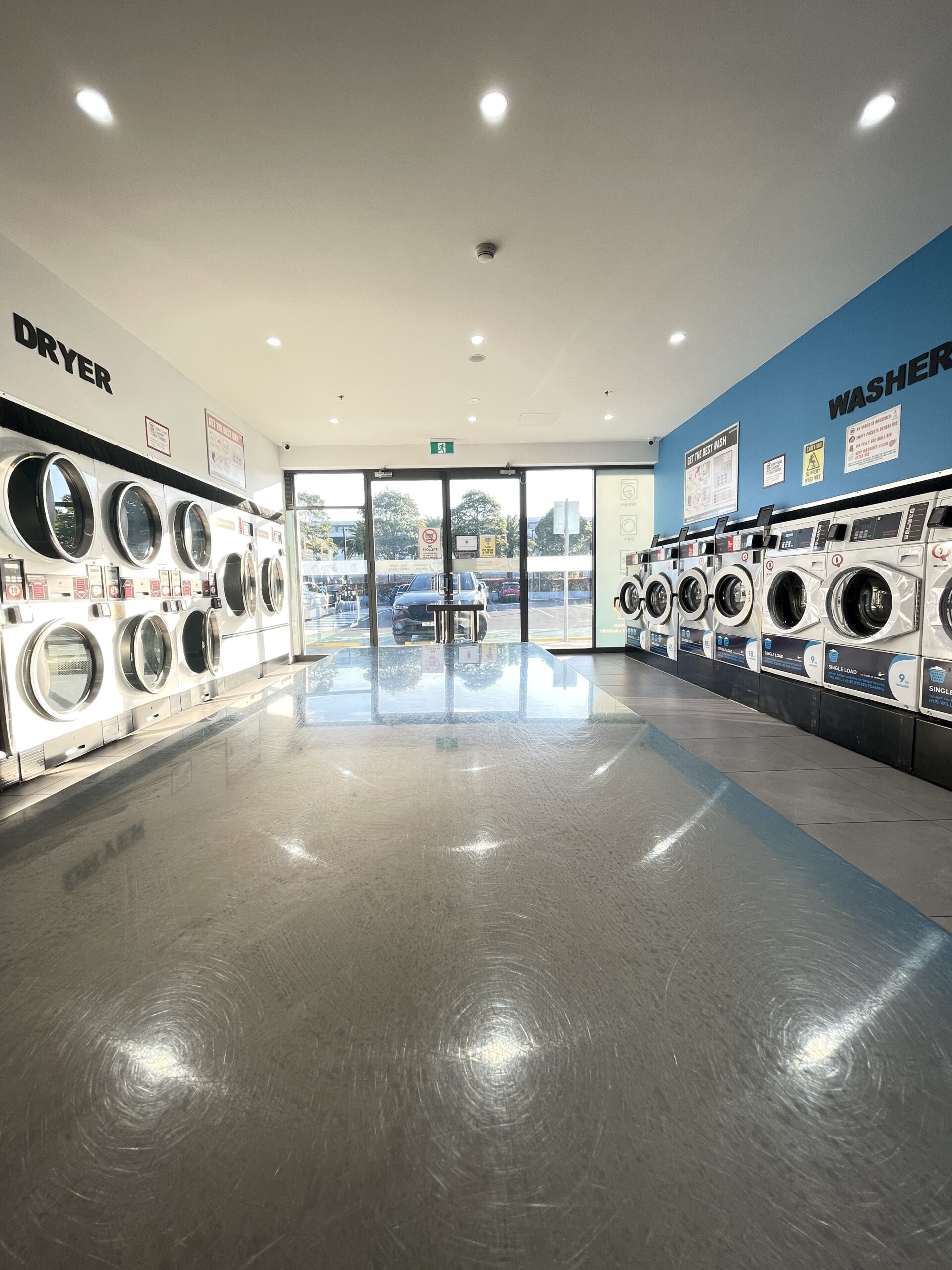 Love Wash Bella Vista laundromat